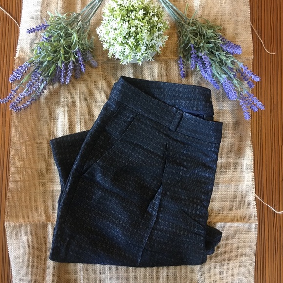 ‼️SOLD‼️Banana Republic Avery Cropped Pant - Picture 2 of 9